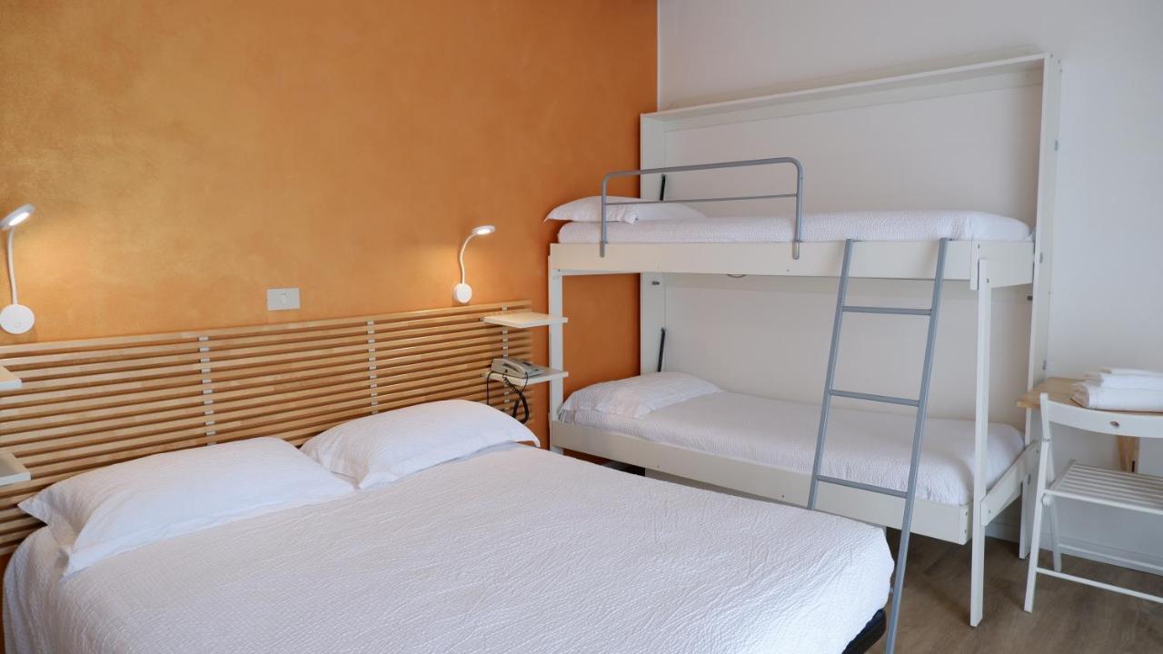 Hotel Venezuela Lido di Jesolo Buitenkant foto