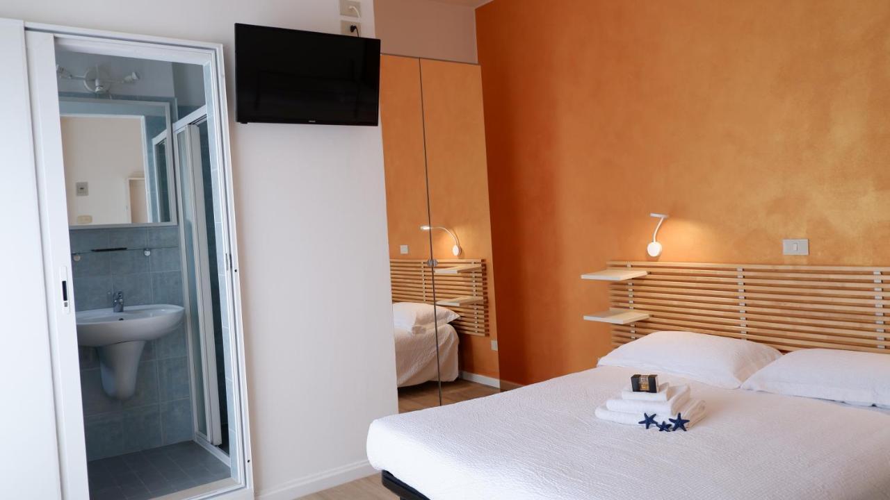 Hotel Venezuela Lido di Jesolo Buitenkant foto